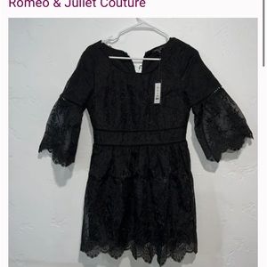 Romeo + Juliet Scalloped Lace Mini Dress with Flare Sleeves